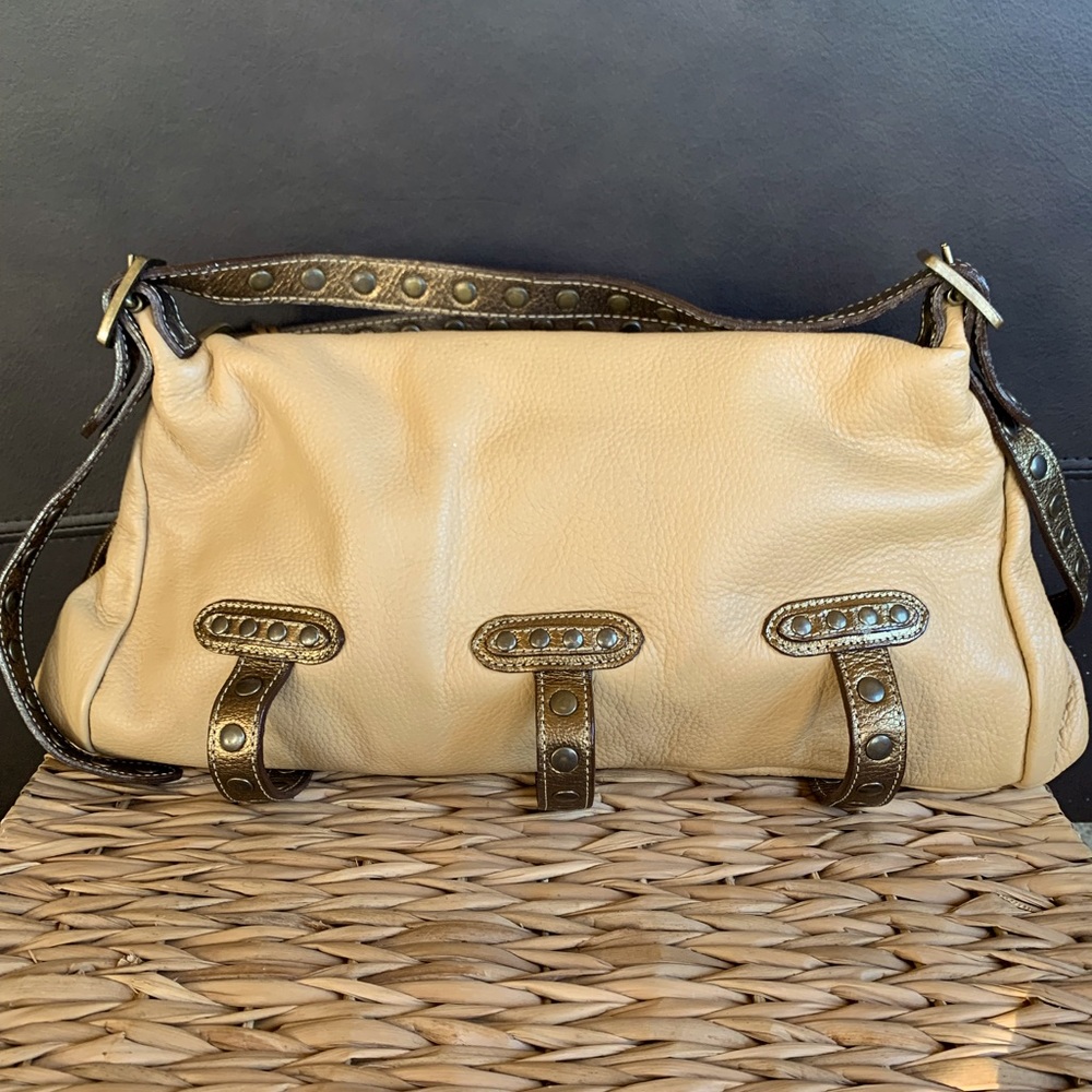 Beautiful unusual structure bag
